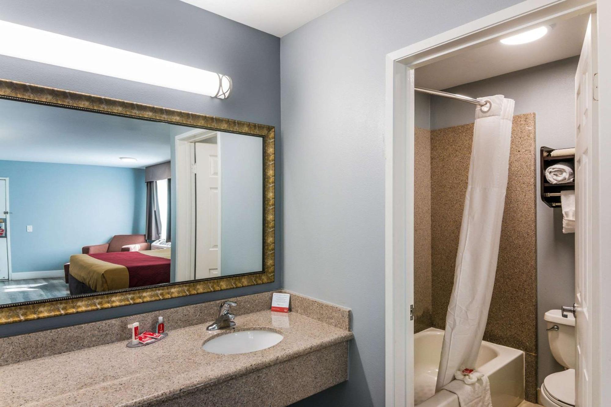 Econo Lodge Hesperia - Victorville I-15 Ngoại thất bức ảnh