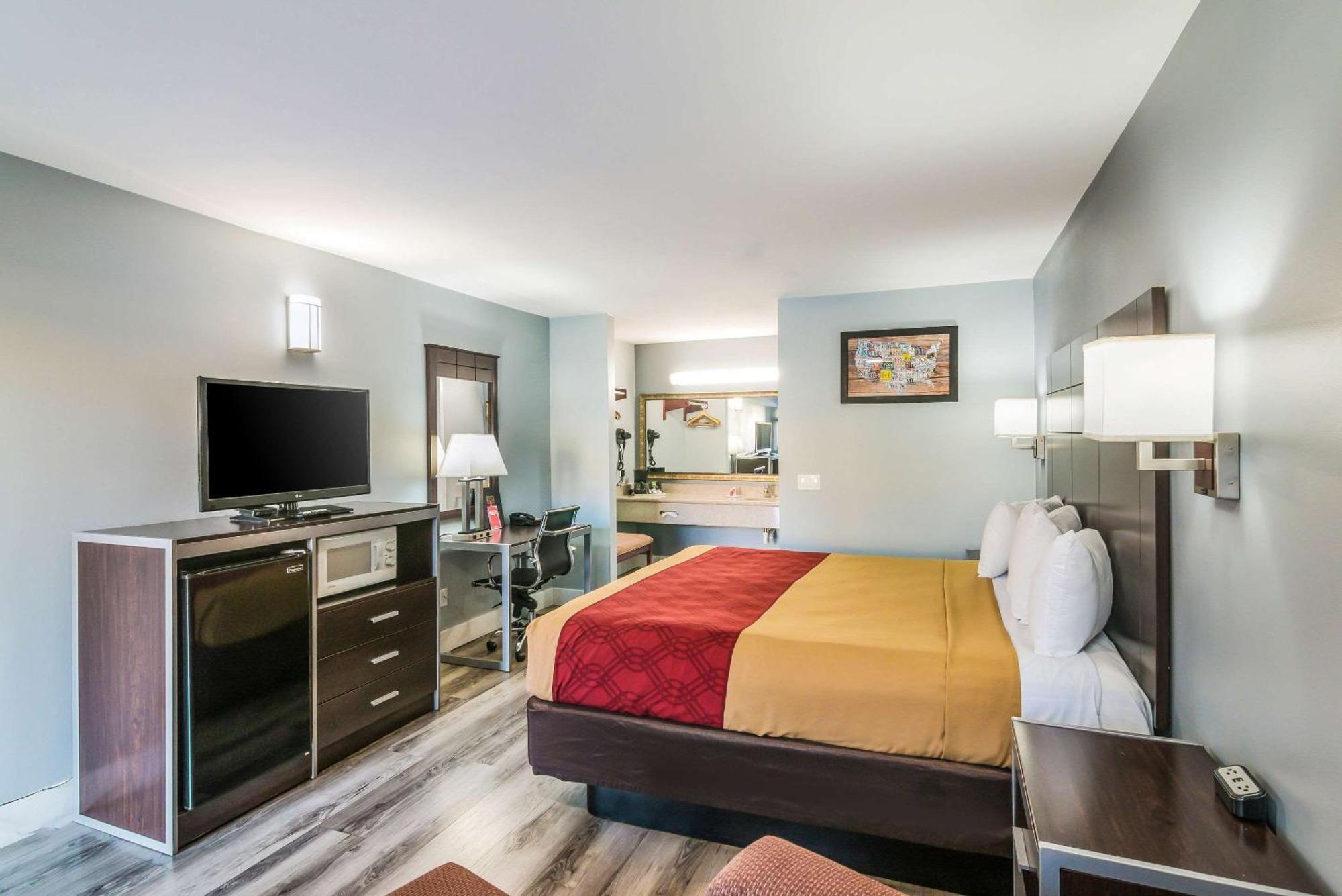 Econo Lodge Hesperia - Victorville I-15 Ngoại thất bức ảnh